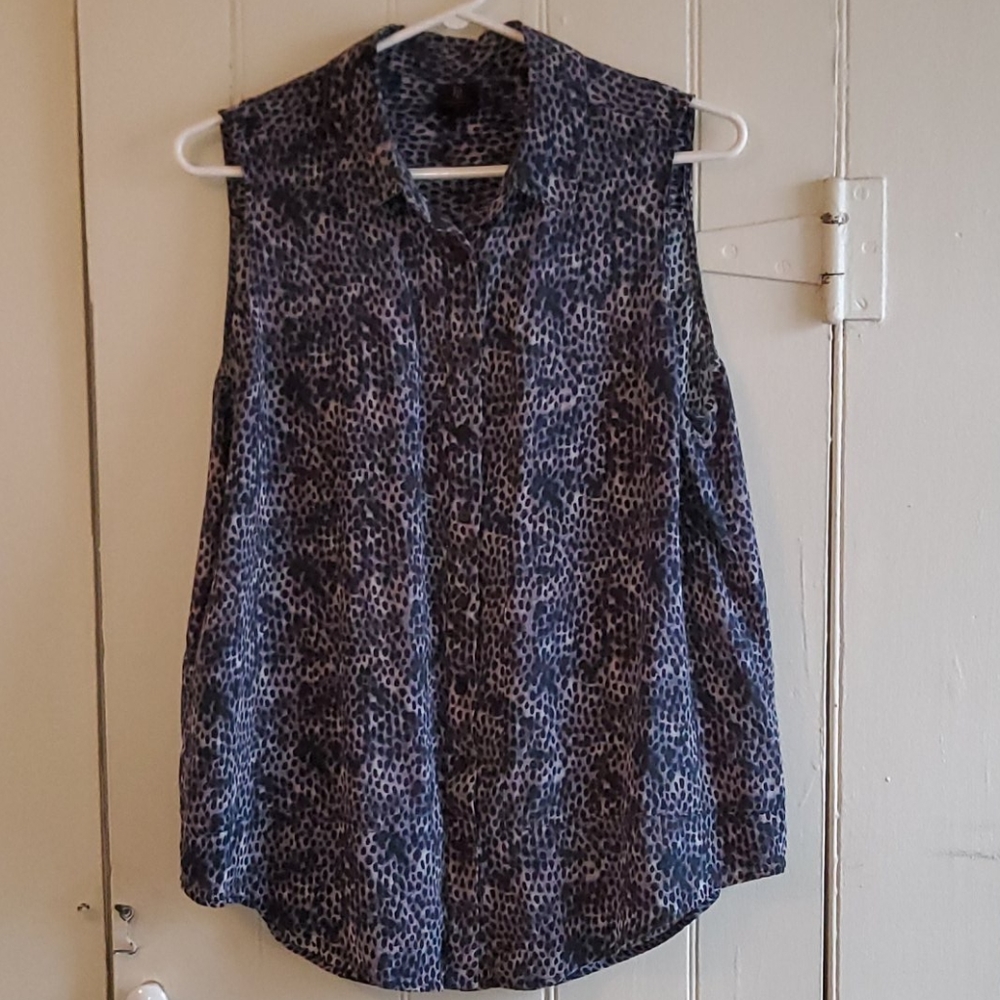 David Lawrence $20 100% Silk Top Size Medium